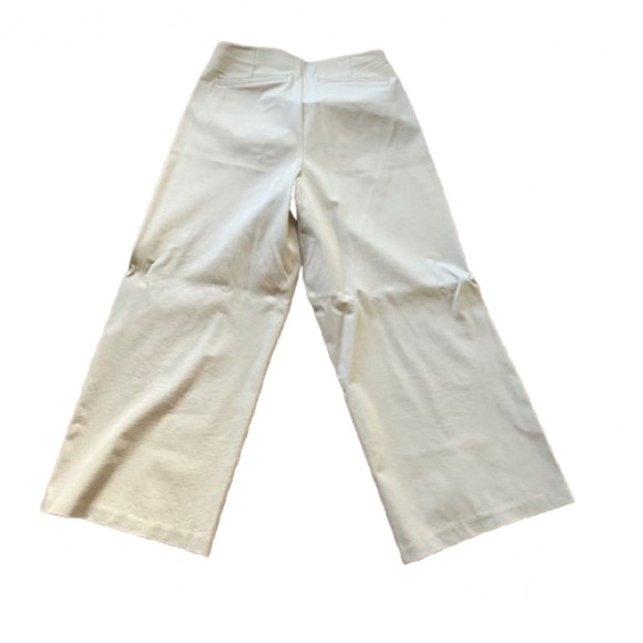 Old Navy Petite Pixie High Rise Wide Leg Cream Pants 32x28 Pull On - Picture 5 of 5